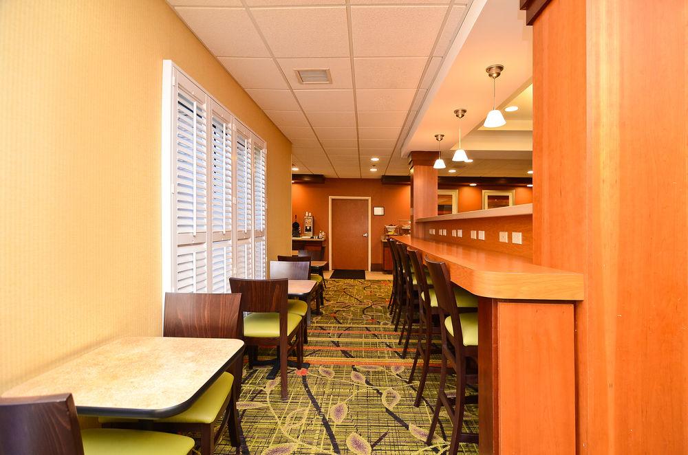 Fairfield Inn & Suites Cherokee Ngoại thất bức ảnh