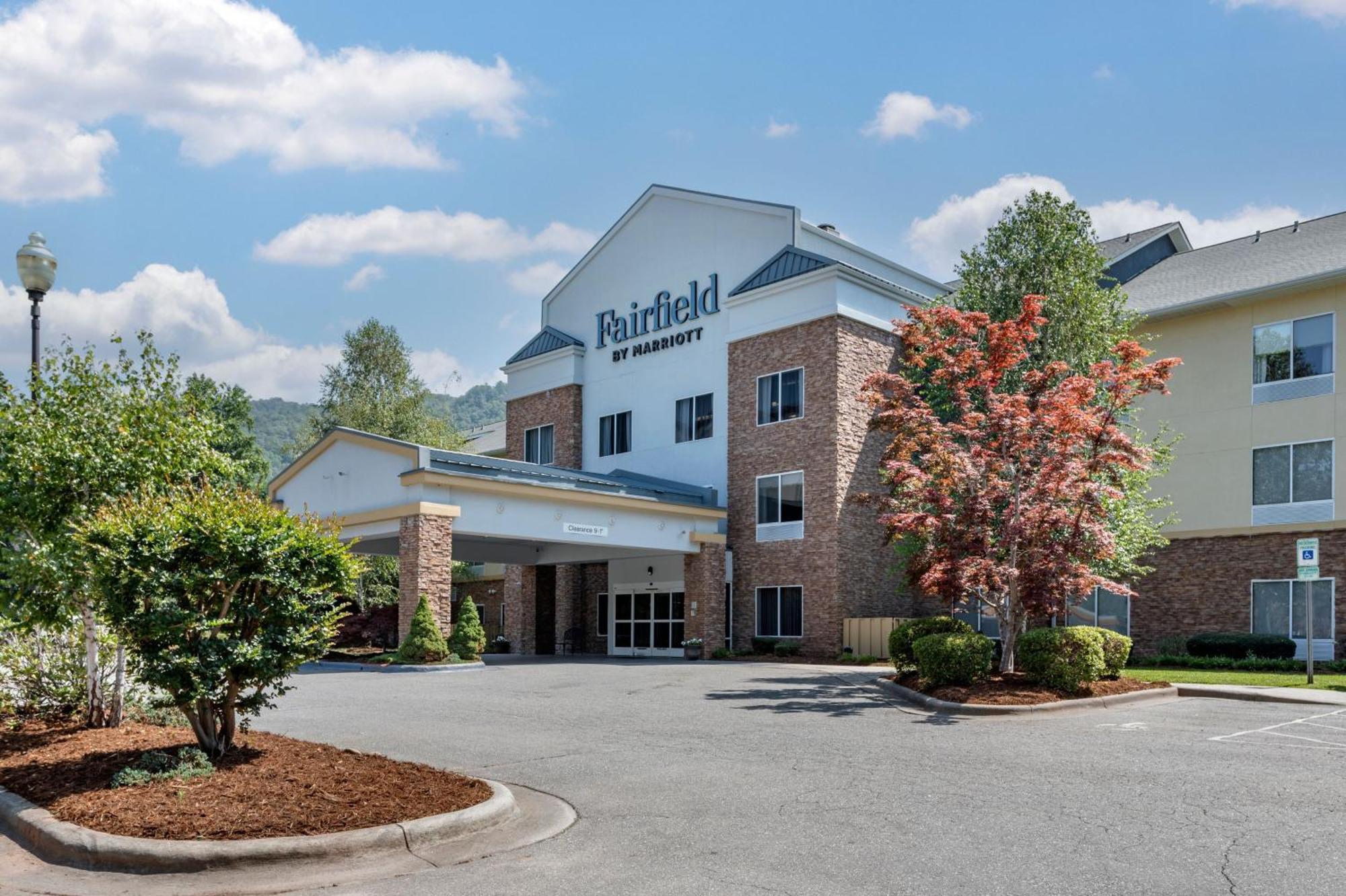 Fairfield Inn & Suites Cherokee Ngoại thất bức ảnh