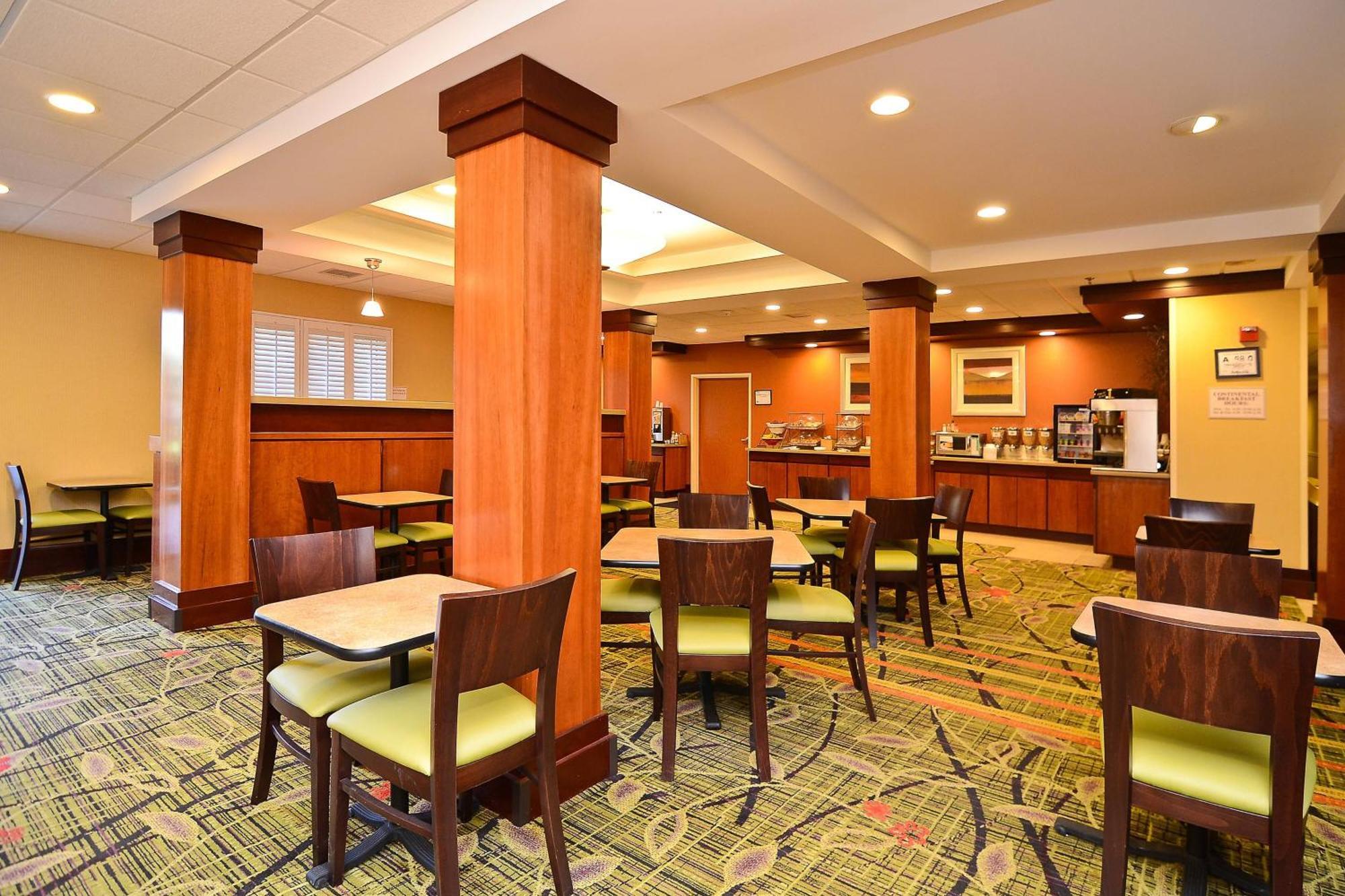 Fairfield Inn & Suites Cherokee Ngoại thất bức ảnh