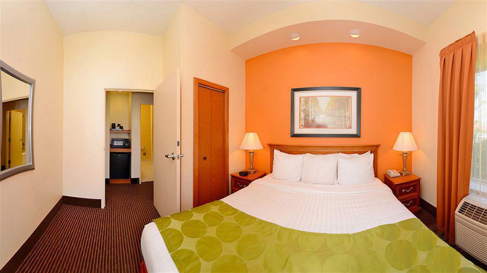 Fairfield Inn & Suites Cherokee Ngoại thất bức ảnh